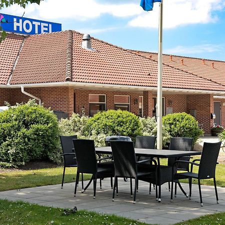 Hotel Varde Bagian luar foto