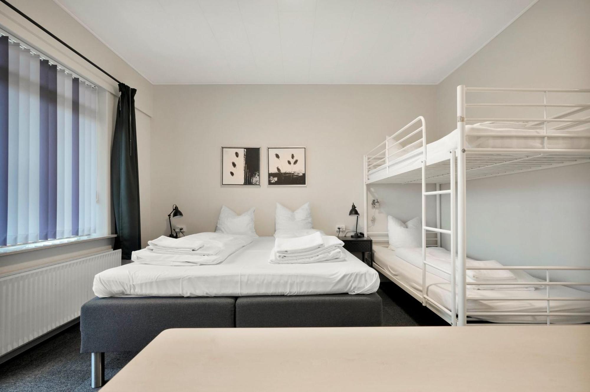 Hotel Varde Bagian luar foto