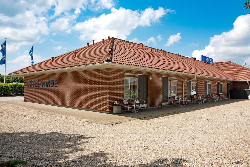 Hotel Varde Bagian luar foto