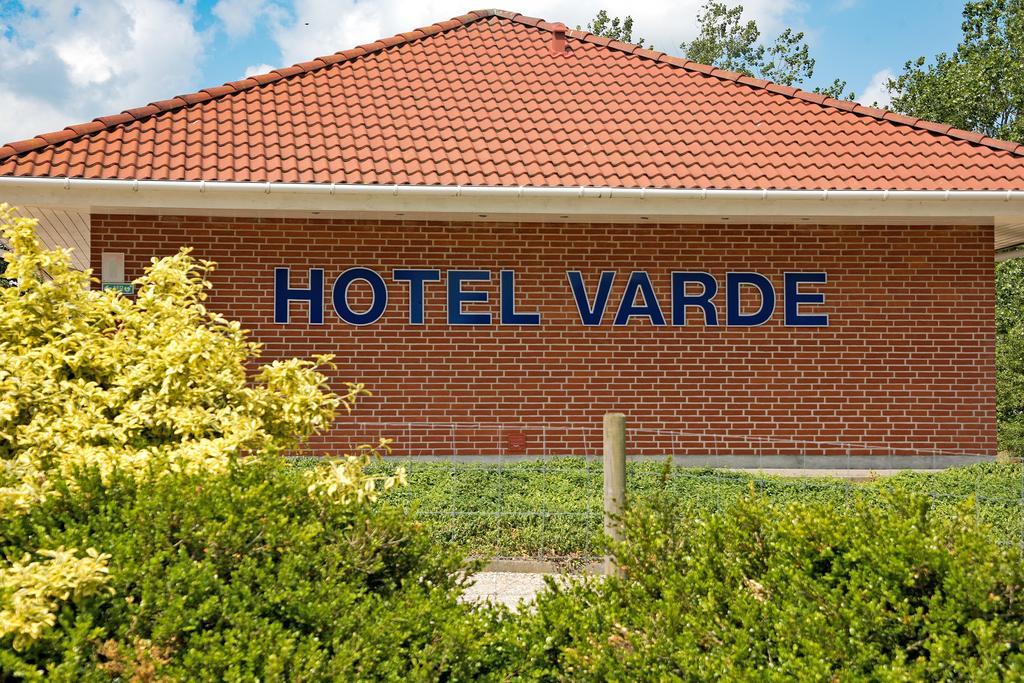 Hotel Varde Bagian luar foto